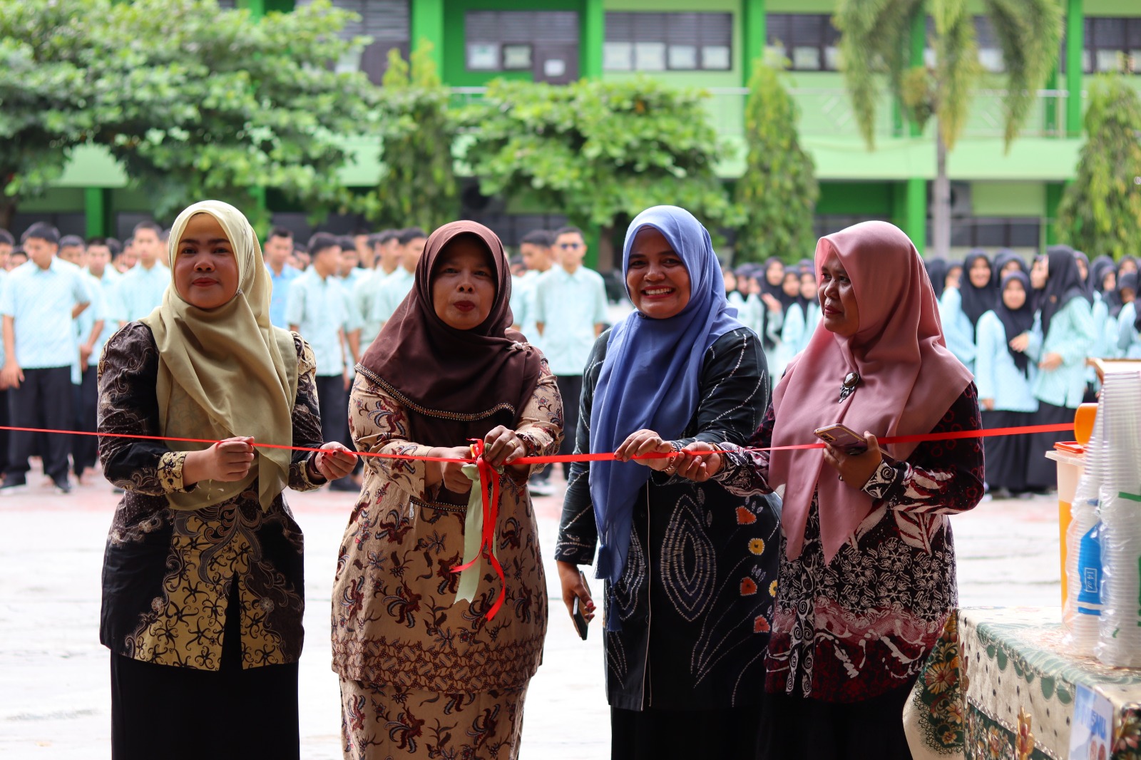 MAN 1 Pekanbaru Hadirkan Proses Pembelajaran Nyata Lewat Market Day