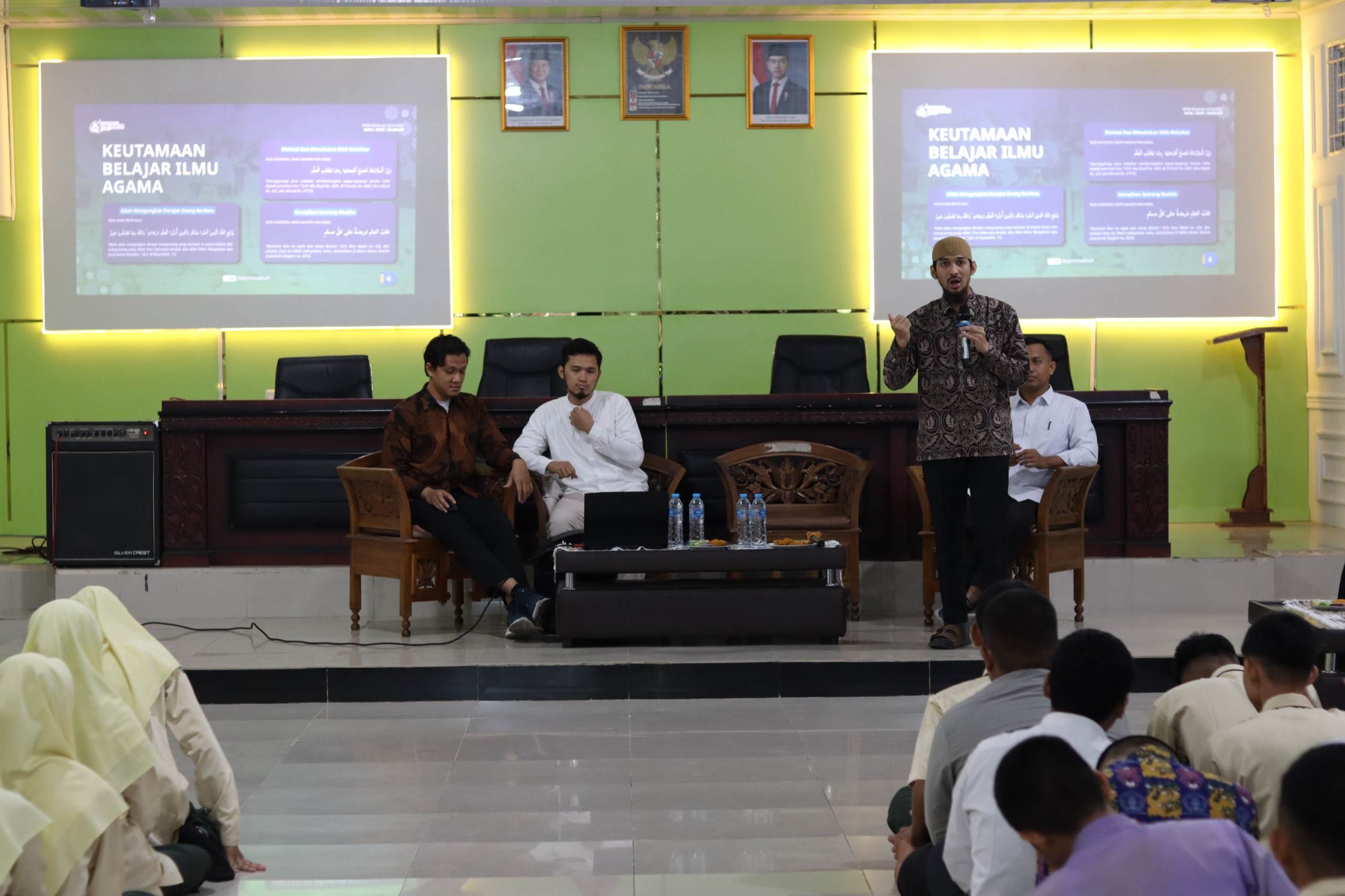MAN 1 Pekanbaru Menuju Madinah, Mahasiswa Universitas Islam Madinah dan Universitas Taibah Berbagi Inspirasi