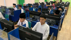 Tes CBT PMBM di MAN 1 Pekanbaru Berlangsung Lancar dan Tertib